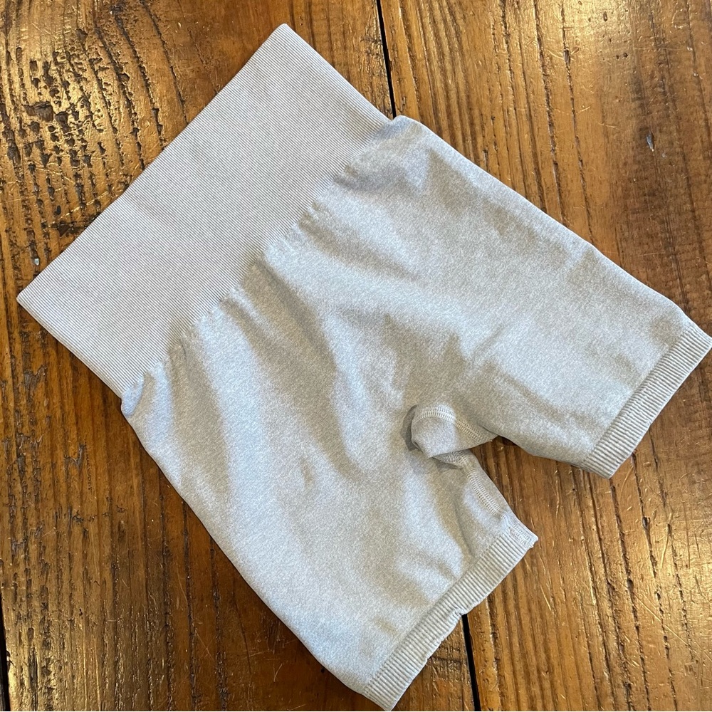 Tala XS Light Gray Cycling Shorts